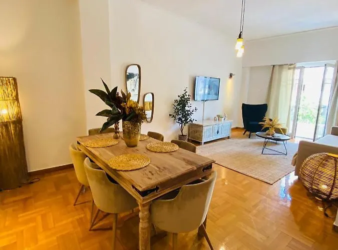 2 Bd Apt In Koukaki 8' Away From Acropolis